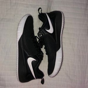 Nike Zoom HyperAce 2